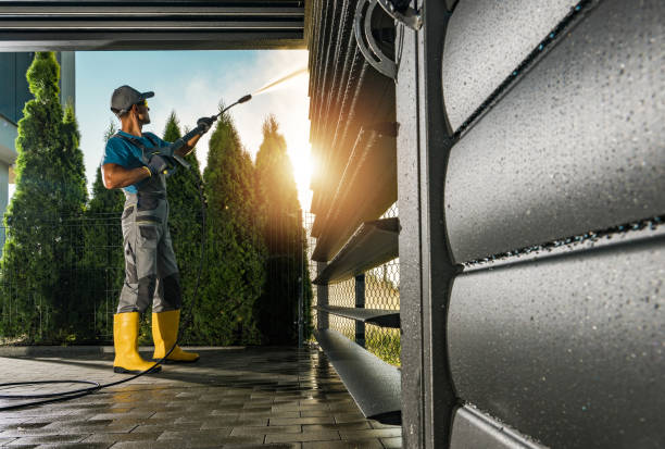 Why Choose Our Certified Pressure Washing Experts for Your Project Needs in East Peoria, IL?